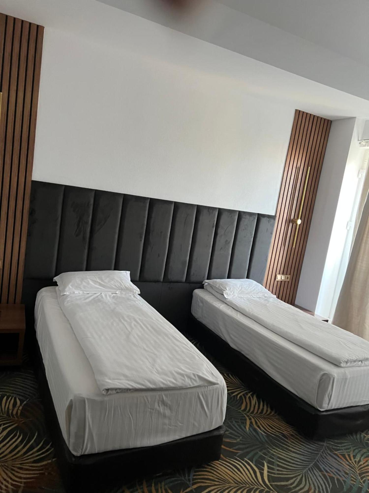 Hotel Sydney Craiova Dış mekan fotoğraf